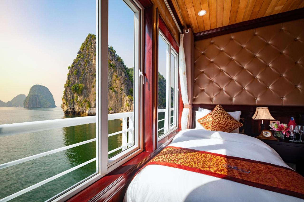 Lavender Elegance Cruises Hotel Ha Long Esterno foto