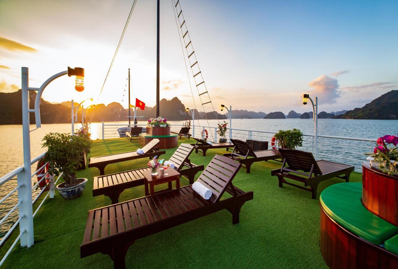 Lavender Elegance Cruises Hotel Ha Long Esterno foto