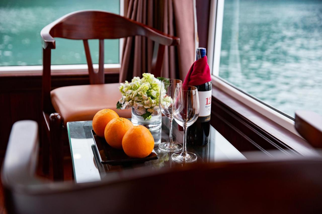Lavender Elegance Cruises Hotel Ha Long Esterno foto