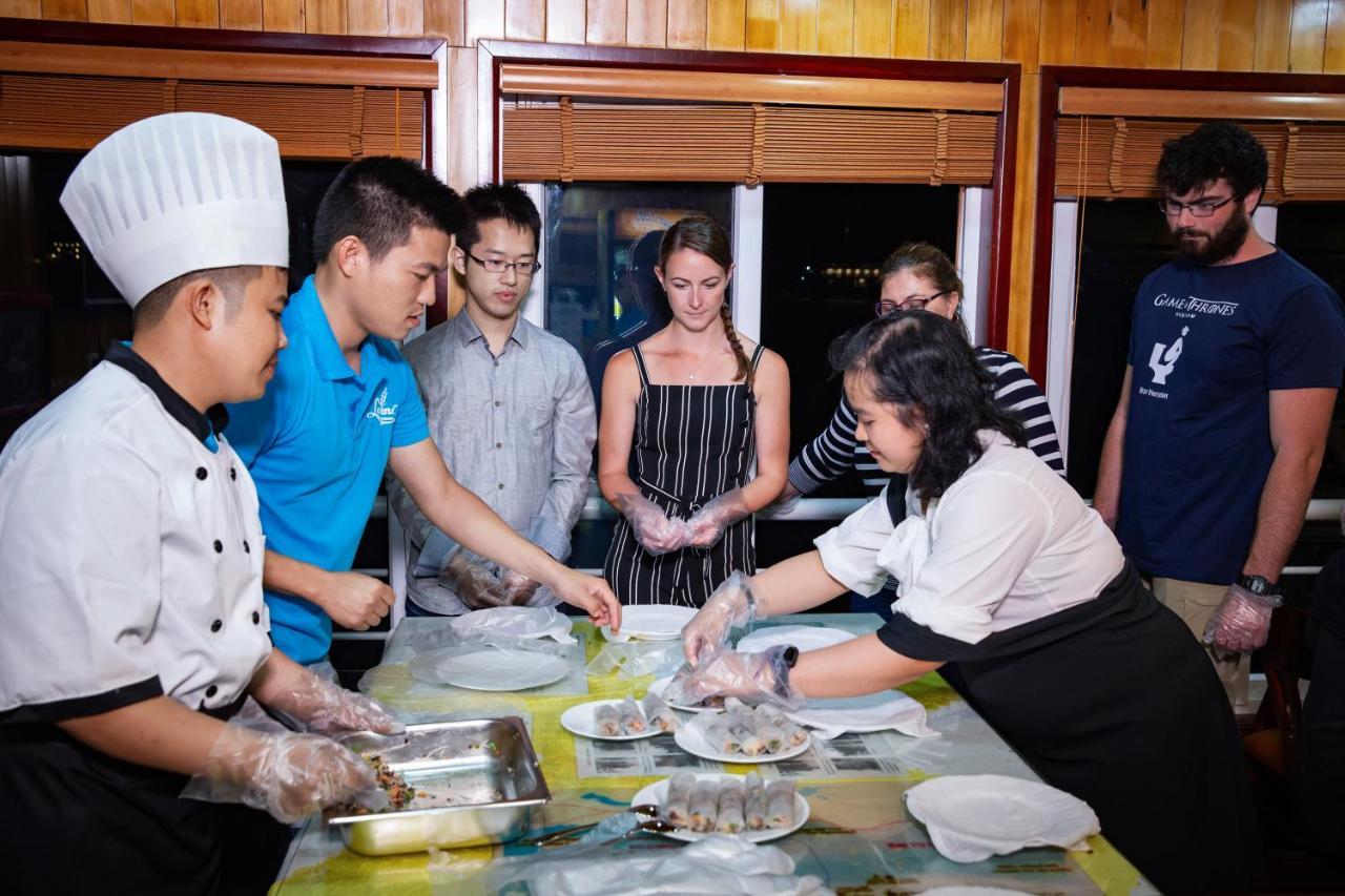 Lavender Elegance Cruises Hotel Ha Long Esterno foto