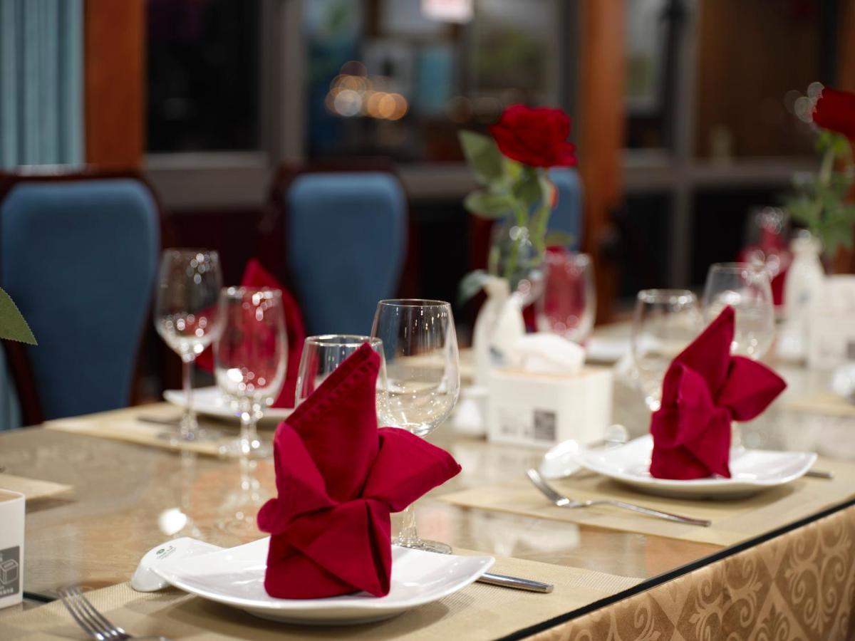 Lavender Elegance Cruises Hotel Ha Long Esterno foto