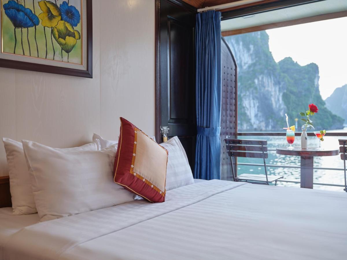 Lavender Elegance Cruises Hotel Ha Long Esterno foto
