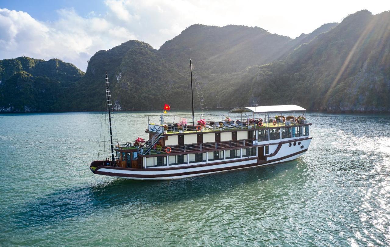 Lavender Elegance Cruises Hotel Ha Long Esterno foto