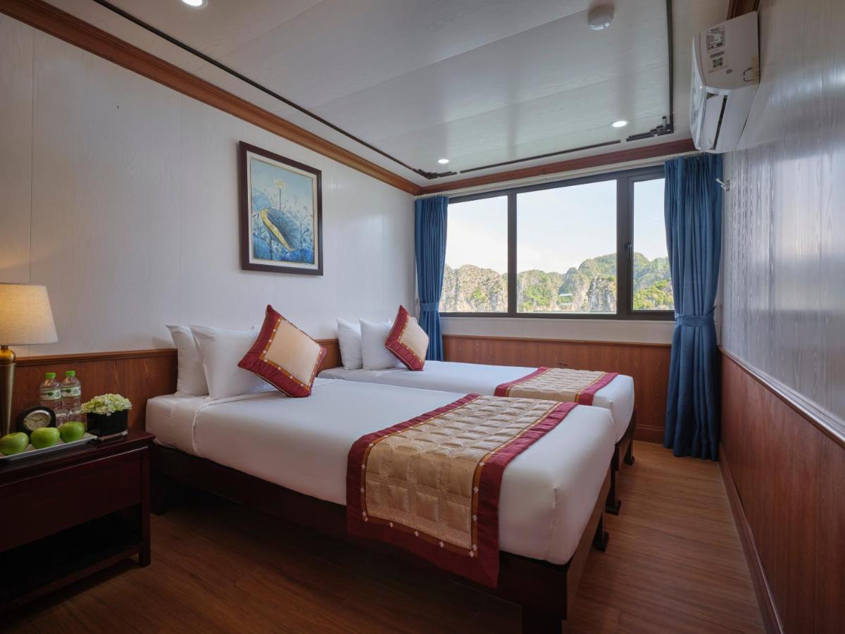 Lavender Elegance Cruises Hotel Ha Long Esterno foto