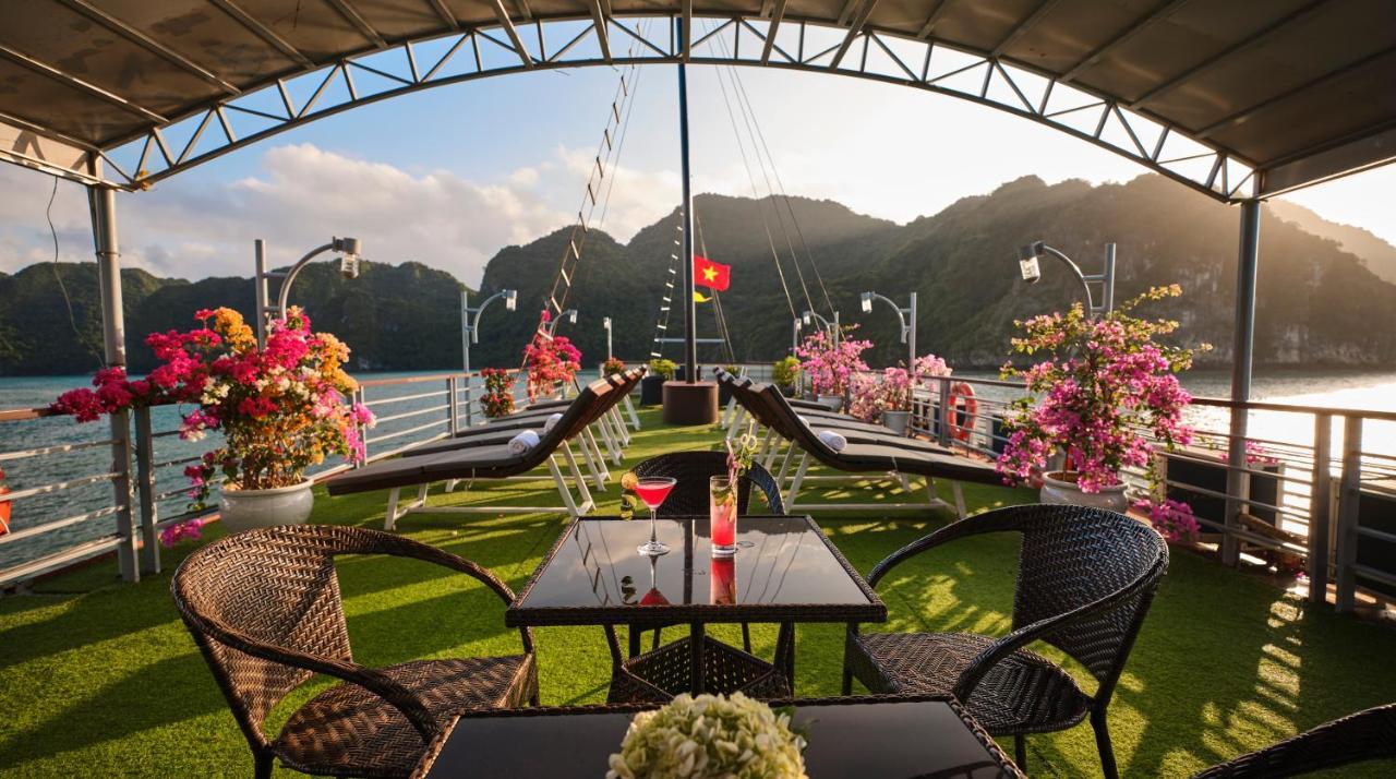 Lavender Elegance Cruises Hotel Ha Long Esterno foto