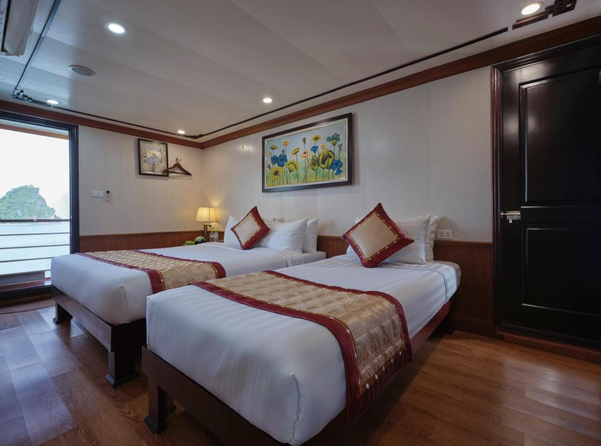 Lavender Elegance Cruises Hotel Ha Long Esterno foto