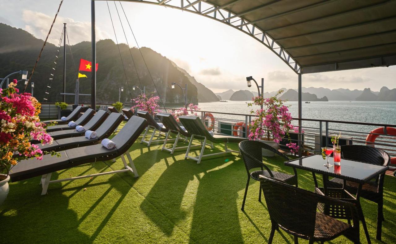 Lavender Elegance Cruises Hotel Ha Long Esterno foto